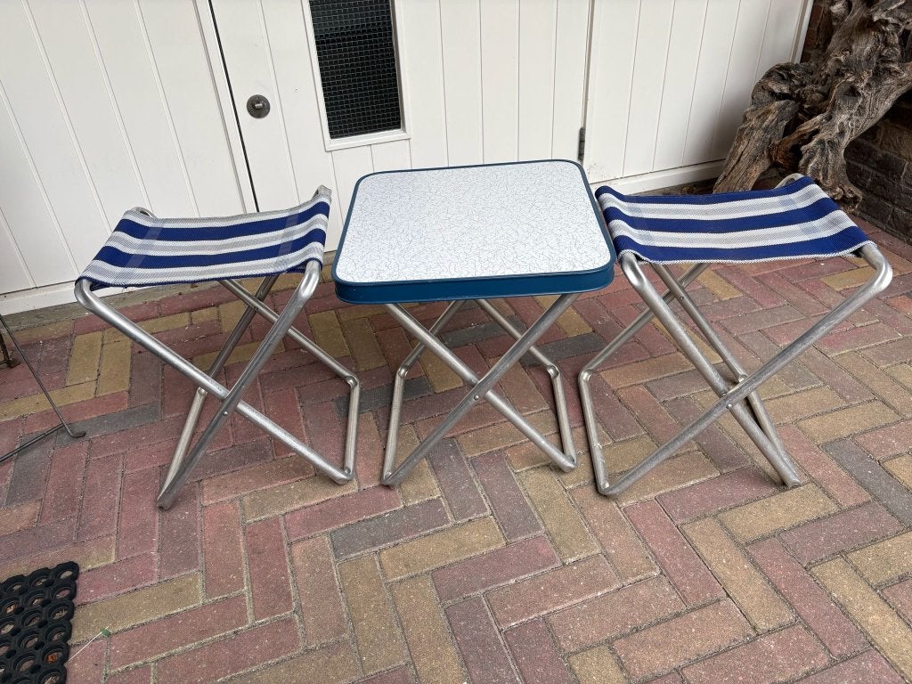 Prima campingkrukjes met tafelblad, Ophalen, Zo goed als nieuw, Campingmeubel-accessoire