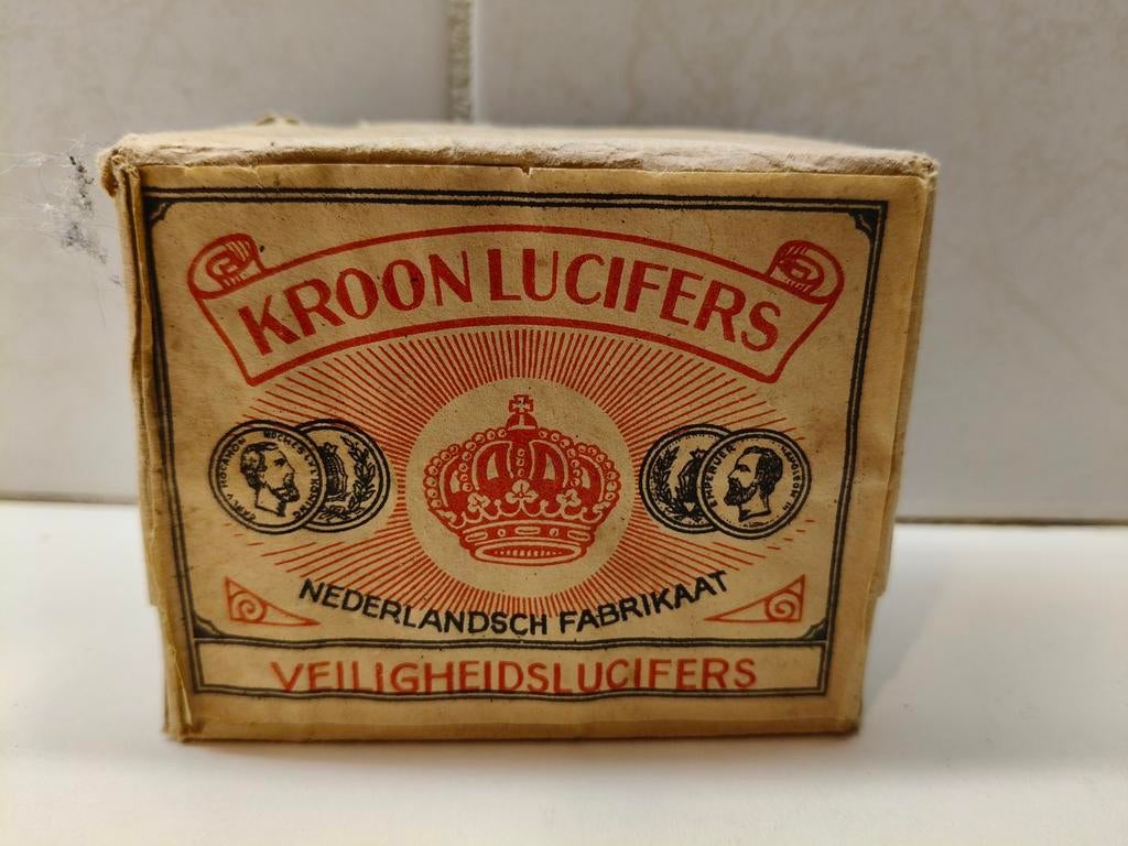Vintage Kroon Lucifers Veiligheidslucifers doosje, Ophalen of Verzenden, Nieuw, Luciferdoosjes of -merken