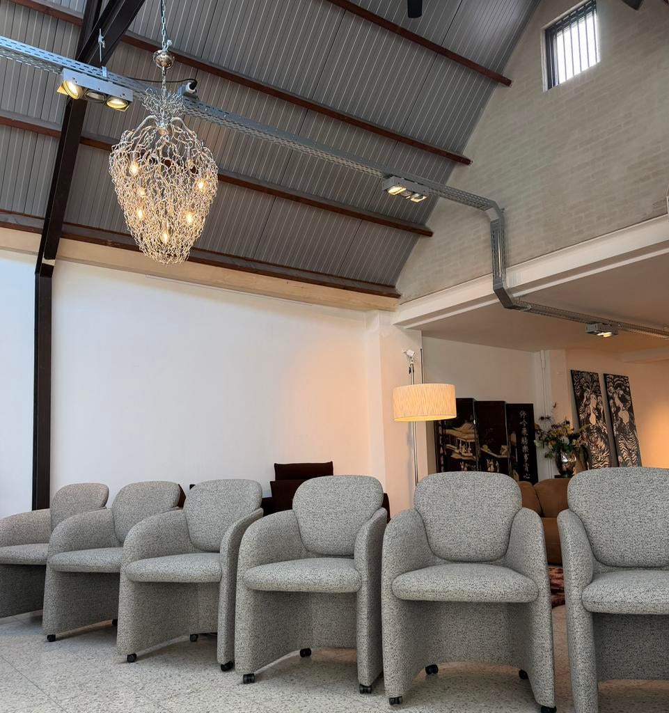 Leolux Vynn eetkamerstoelen in Kvadrat stof NIEUW, Huis en Inrichting, Stoelen, Nieuw, Stof, Blauw, Ophalen