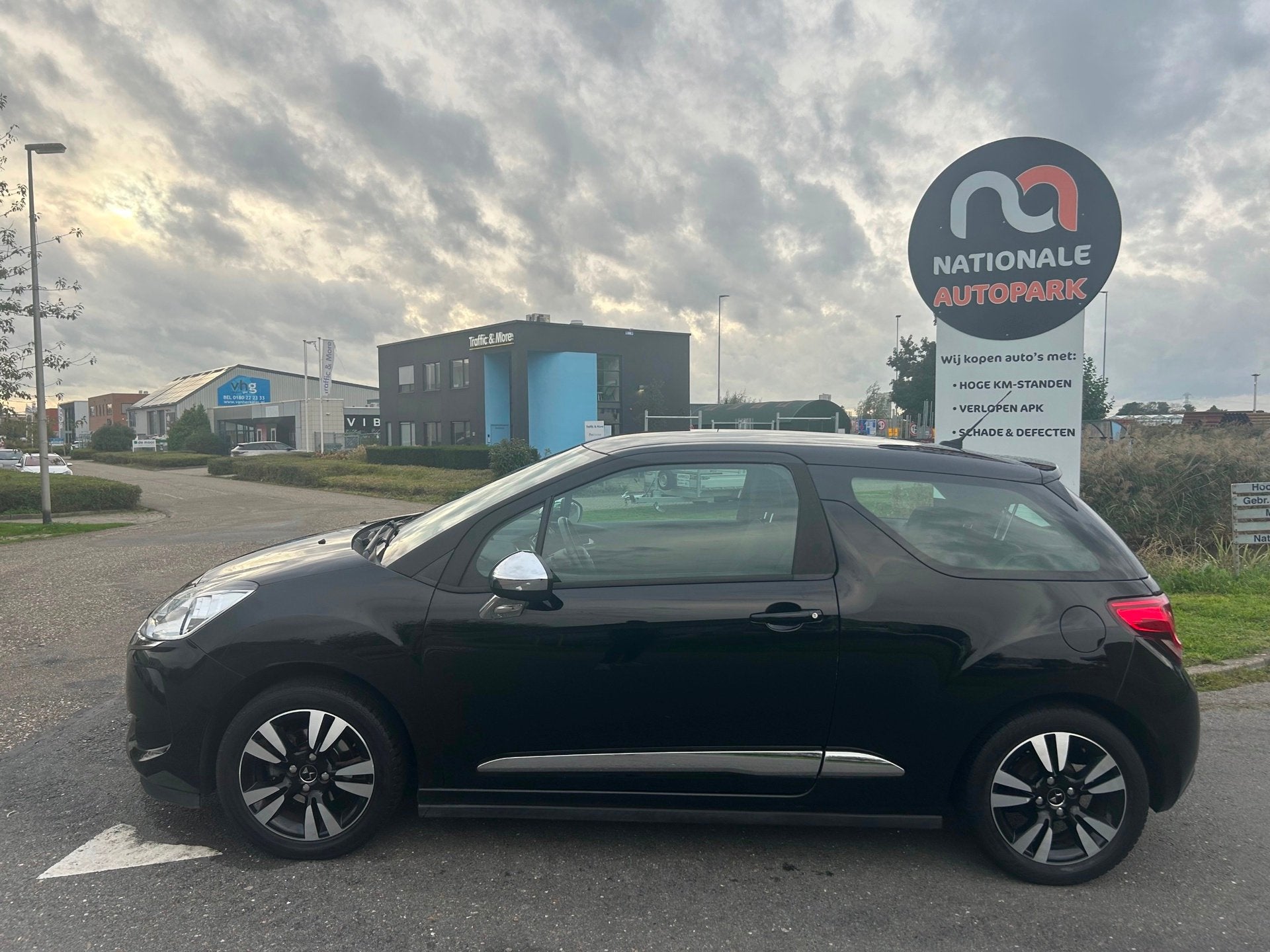 DS 3 | 2017 | 1.2 PureTech So Chic 82 pk | Handgeschakeld |, Auto's, Voorwielaandrijving, Gebruikt, Euro 6, 1199 cc