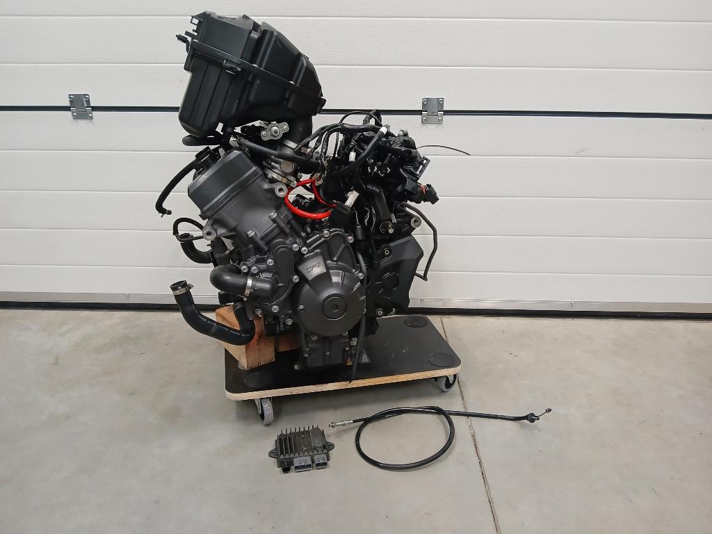 Yamaha MT09 motorblok bj 2024, Ophalen, Gebruikt