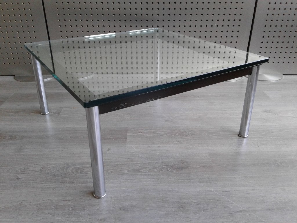 Cassina Lc10-P Le Corbusier (Bruin), Zeer Mooi!, 100 tot 150 cm, https://www.cassina.com/nl/en.html, Cassina, Zo goed als nieuw