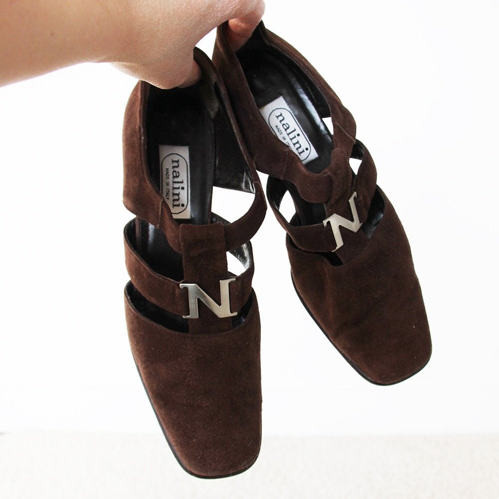 Mooie Suede Nalini Pumps s16 (Maat 39) € 30,-, Nalini, Pumps, Bruin, Ophalen of Verzenden