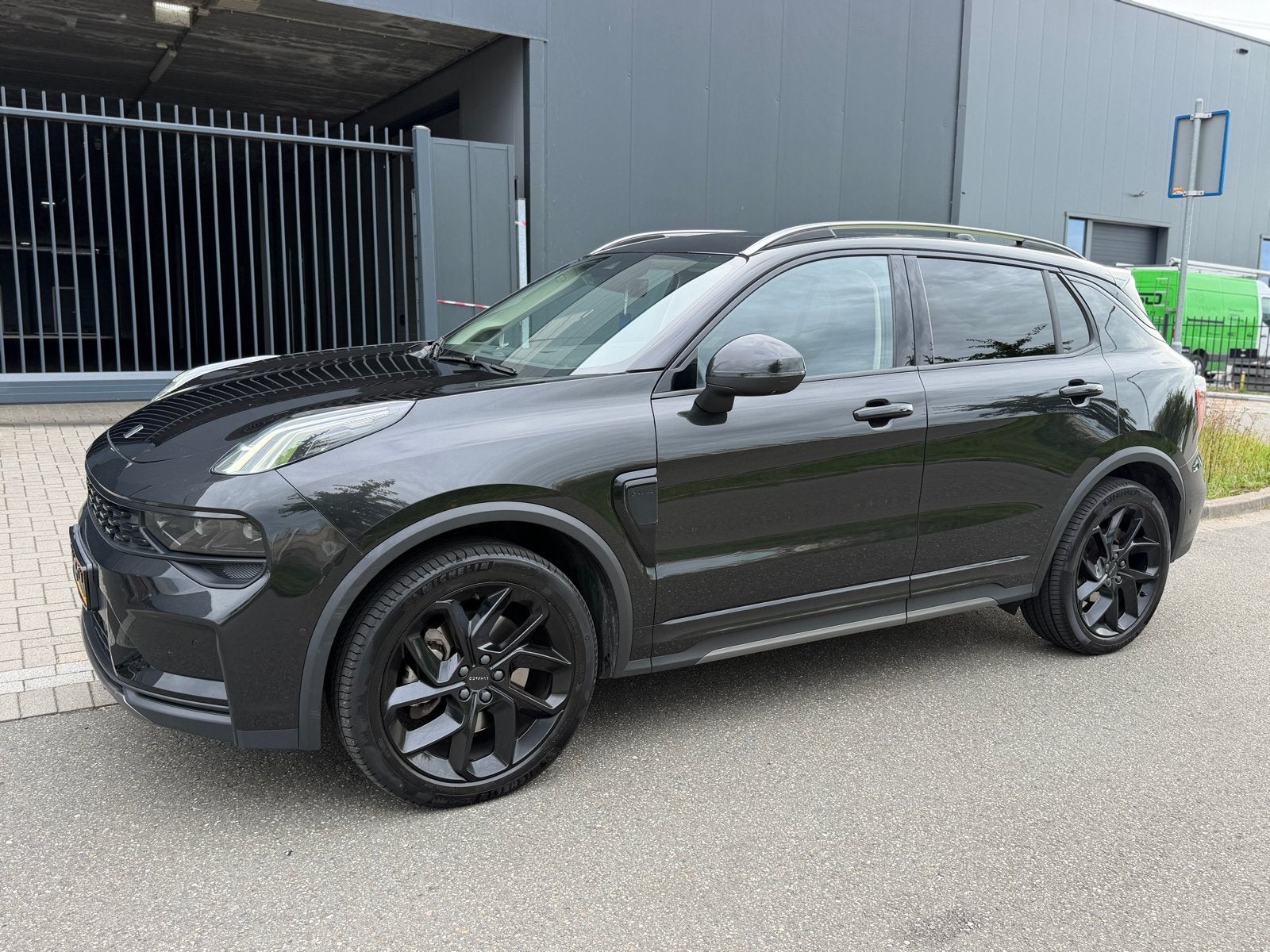 Lynk & Co 01