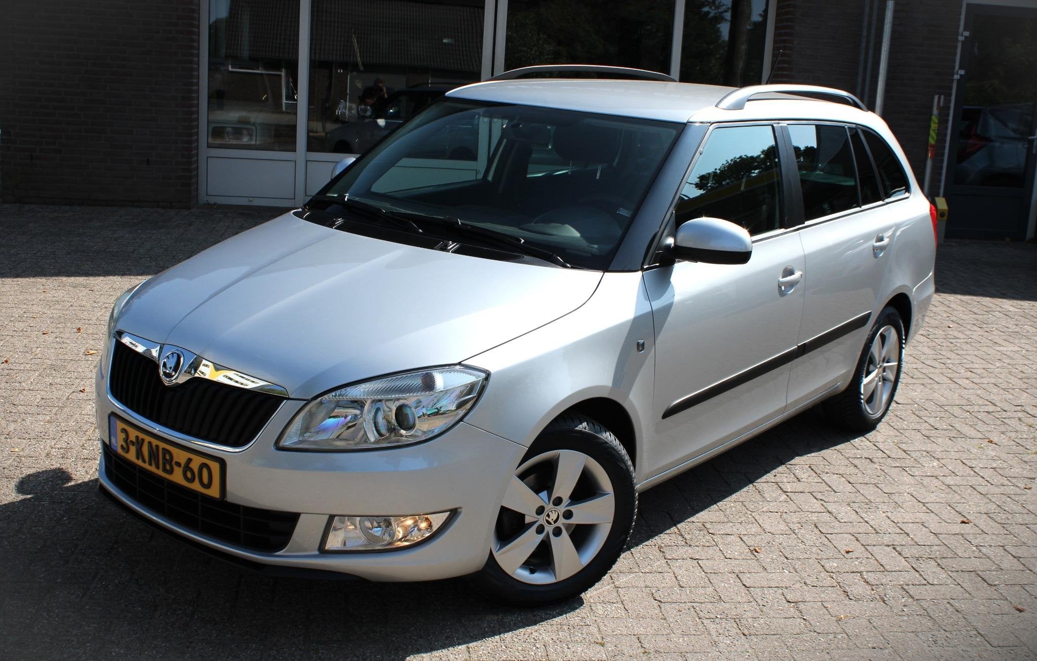 Skoda Fabia Combi 1.2 TSI Cruise control, Climate control, T, Auto's, Voorwielaandrijving, Euro 5, Zwart, 4 cilinders