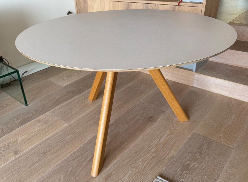 Hay ronde tafel 120cm, wit laminaat blad, eiken onderstel, Ophalen, Eikenhout, Gebruikt, Rond