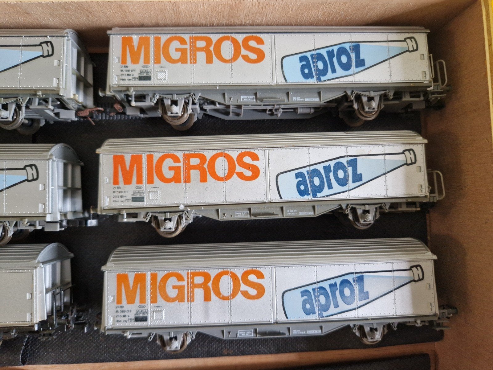 Roco Wagons MIGROS € 9,- per stuk, Gebruikt, Gelijkstroom, Wagon, Ophalen of Verzenden