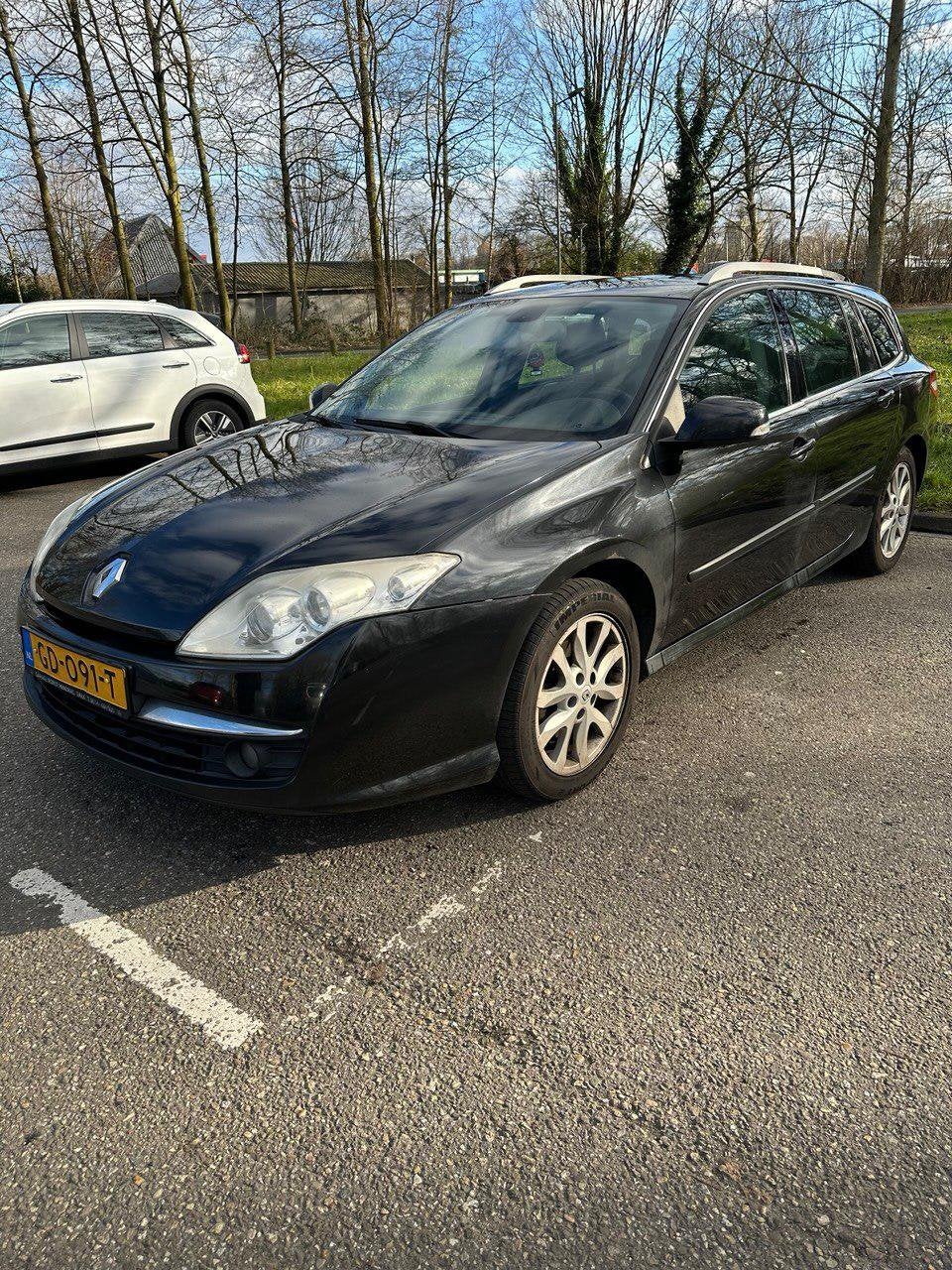 Renault Laguna 2.0 DCI 2008 Zwart, Auto's, Renault, Particulier, Laguna, ABS, Airbags, Airconditioning, Alarm, Bluetooth, Boordcomputer