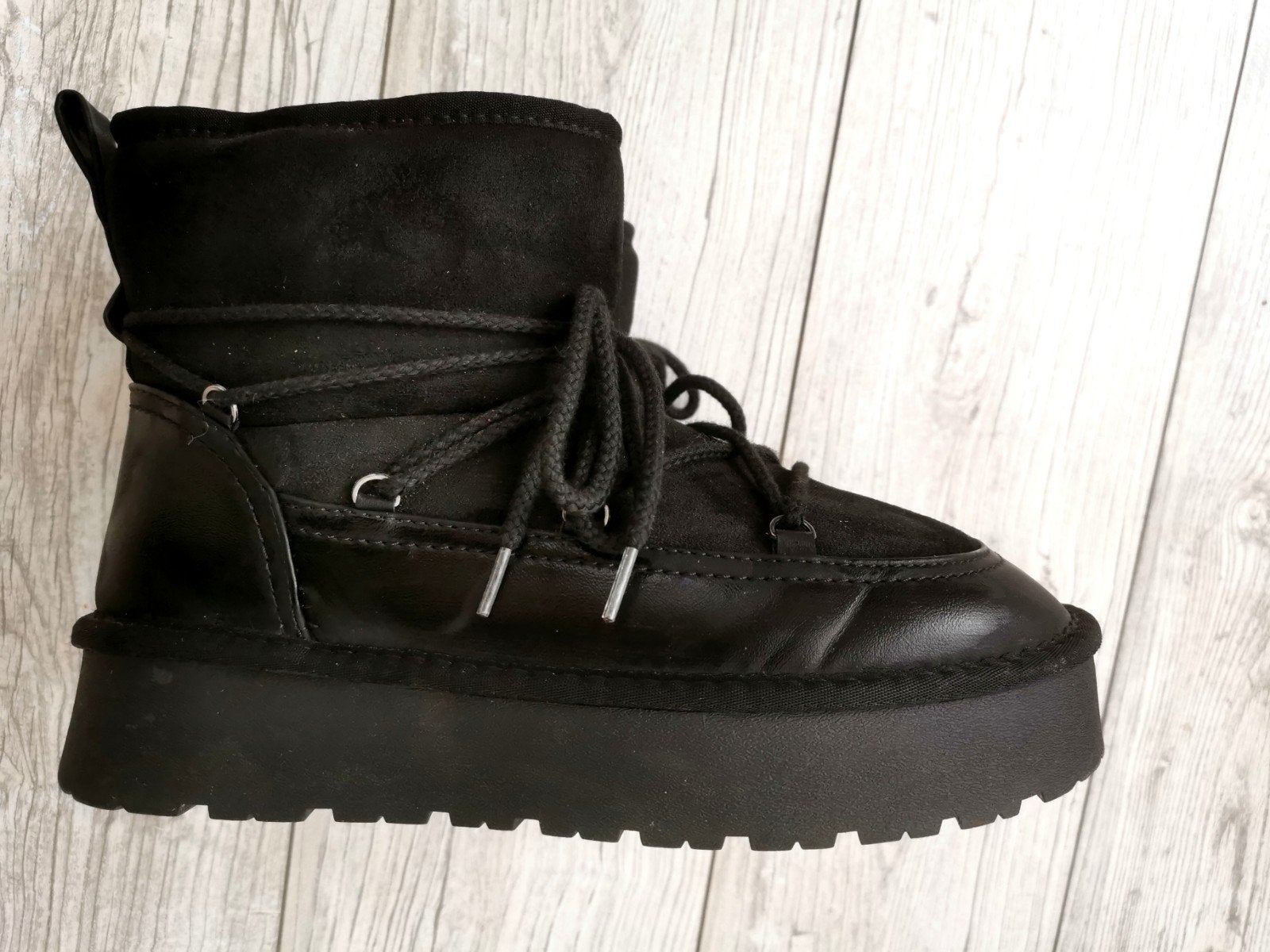 Snowboots maat 41, Kleding | Dames, Zwart, Snowboots, Ophalen of Verzenden, Zo goed als nieuw