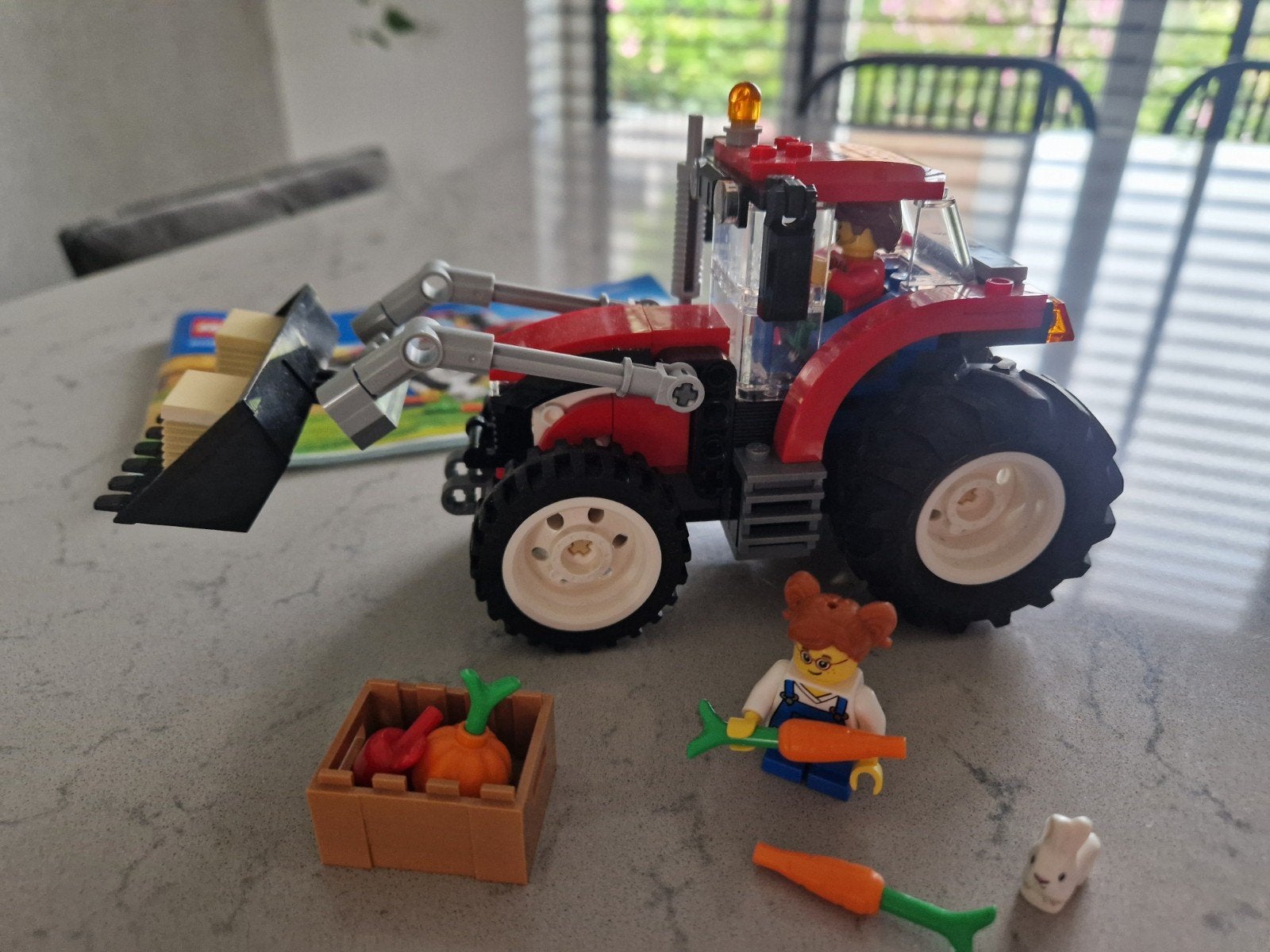 LEGO City Tractor (60287) met minifiguren en accessoires, City, Lego, Ophalen of Verzenden, Zo goed als nieuw