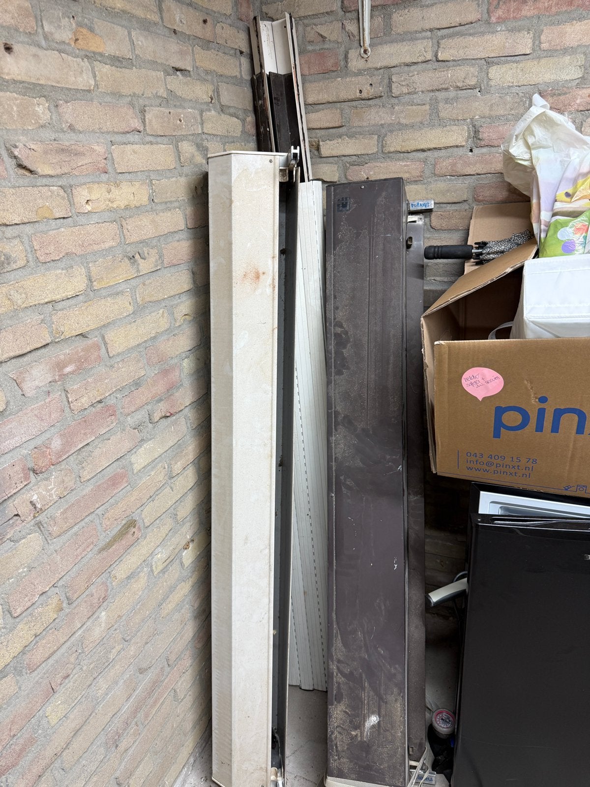 GRATIS - Rolluiken en/of Oud ijzer, Tuin en Terras, Minder dan 150 cm, Ophalen, Gebruikt, Markies