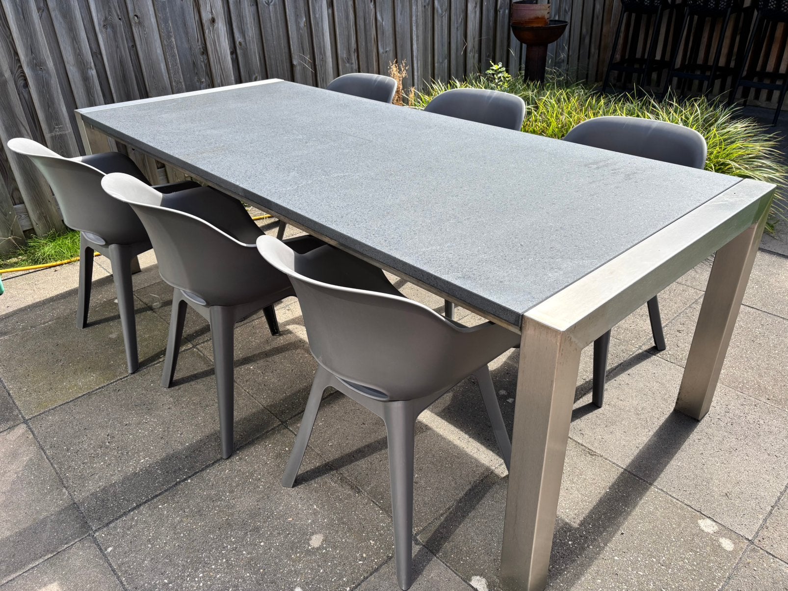 Tafel natuursteen basalt 220 x 100 RVS onderstel + 6 stoelen, Ophalen, Gebruikt, Rechthoekig, Rvs
