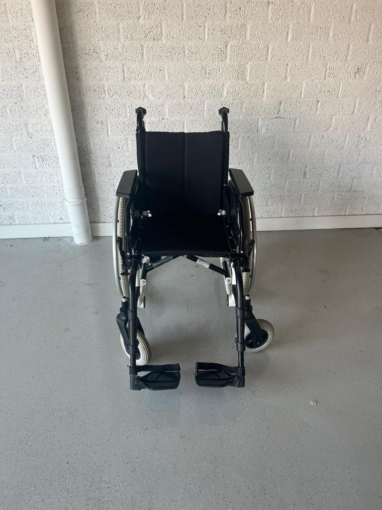 Lichtgewicht, opvouwbare rolstoel (Dietz Caneo) NU 85,00€, Diversen, Ophalen, Dietz, Inklapbaar, Zo goed als nieuw