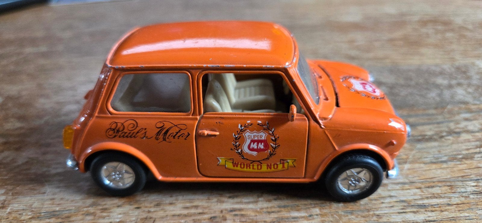 Mini Cooper speelgoedauto - Oranje Welly model, Ophalen of Verzenden, Gebruikt