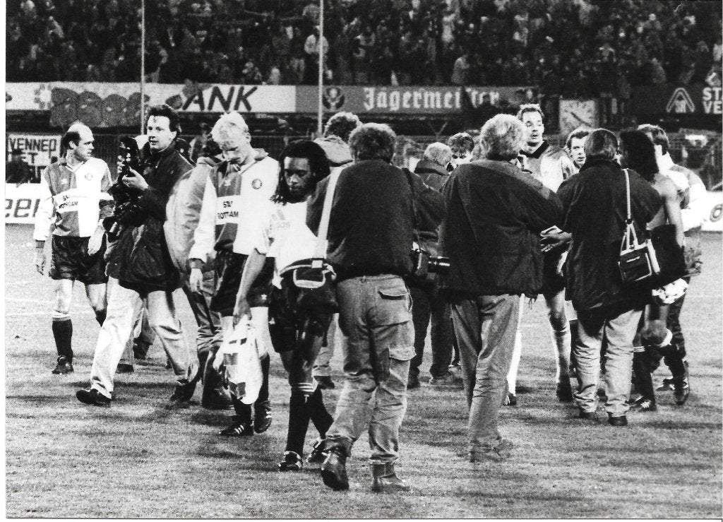 persfoto Piet Bouts 02-03-1993 -Feyenoord -Spartak Moskou -2, Verzenden, Zo goed als nieuw, Feyenoord, Overige typen