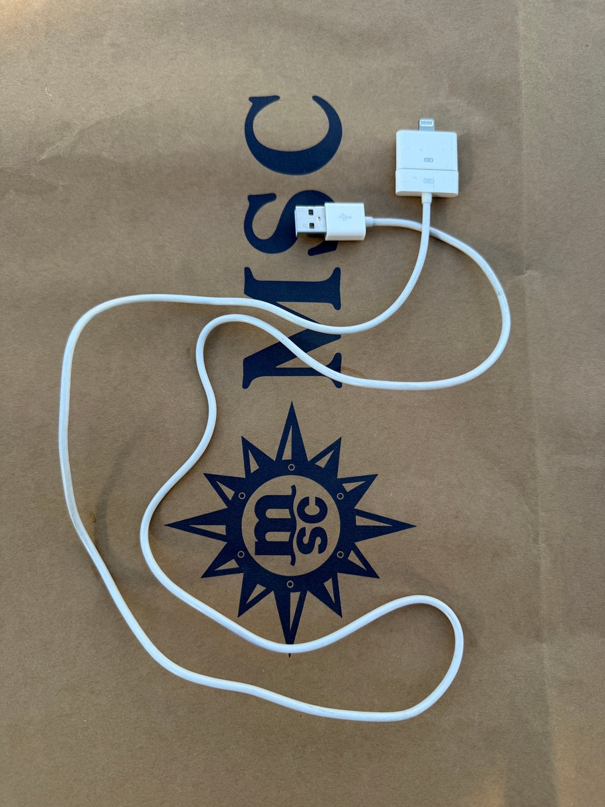 Apple usb a to lightning kabel adapter, Ophalen of Verzenden, Zo goed als nieuw, Snoer of kabel