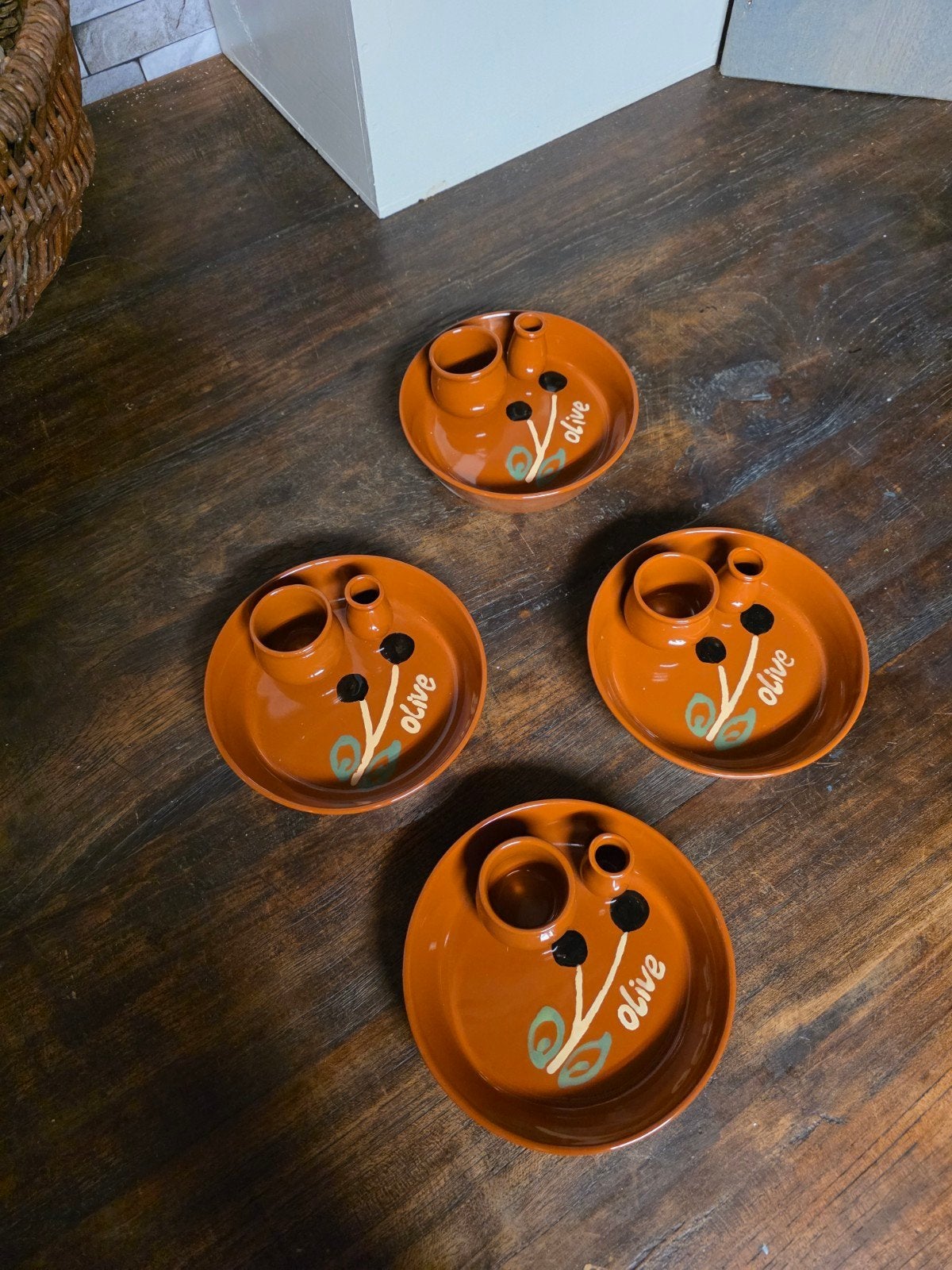 4 Olijven schaaltjes, Ophalen, Rond