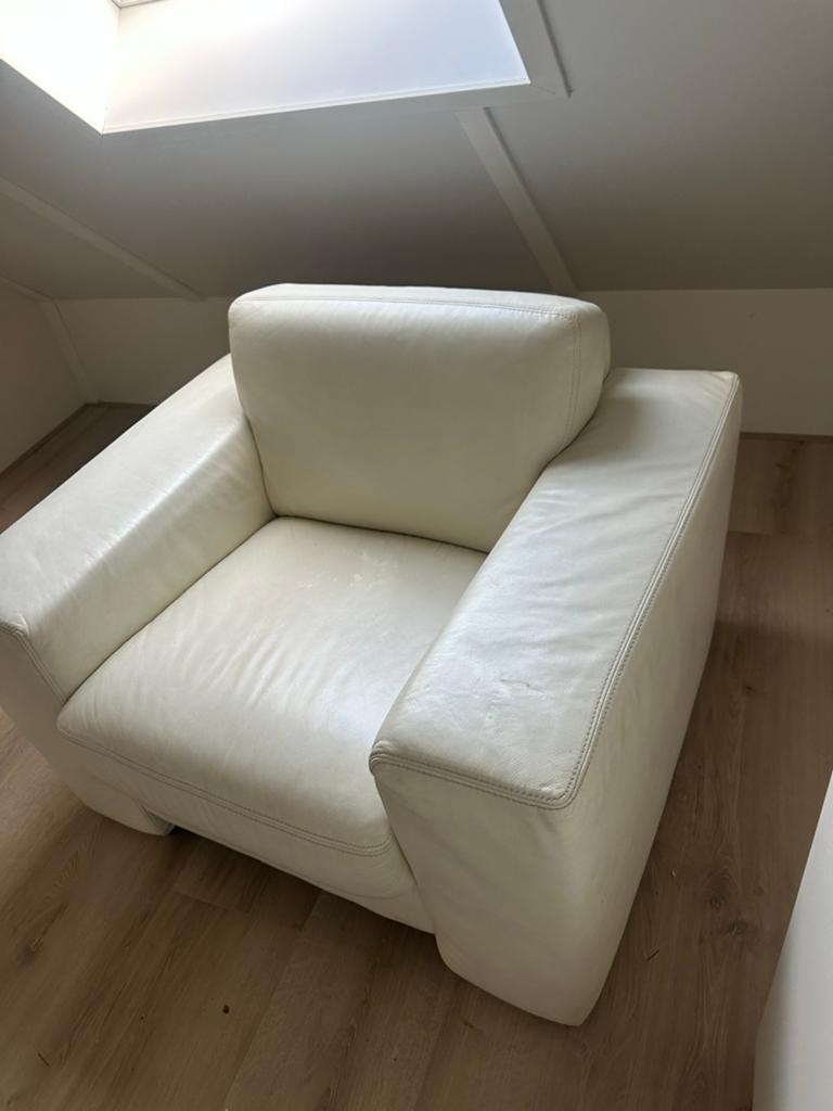 Witte lederen fauteuil - Zo goed als nieuw, Huis en Inrichting, Fauteuils, Ophalen, Zo goed als nieuw, Leer