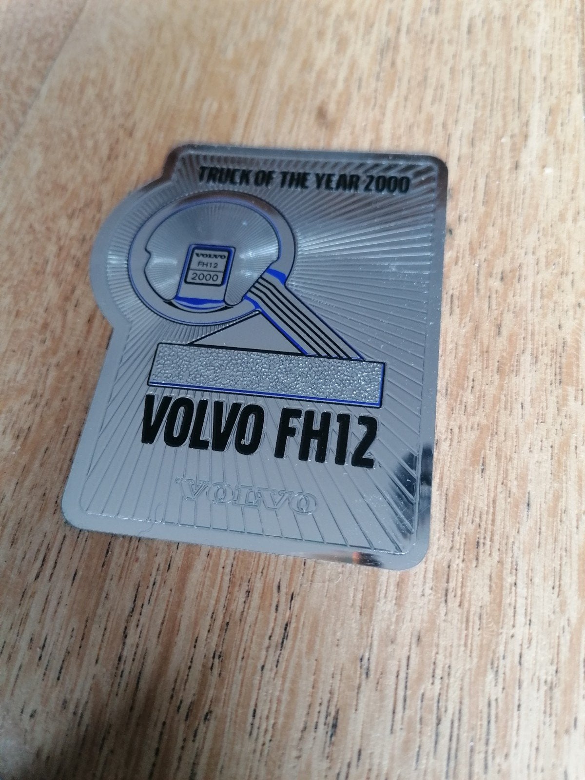 Volvo FH12 Sticker Truck of the year 2000, Verzamelen, Ophalen of Verzenden, Nieuw