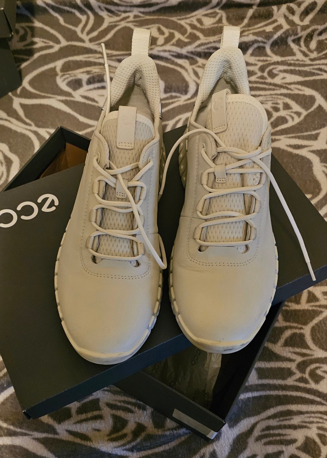 ECCO sneakers maat 41 - Zo goed als nieuw, Ophalen of Verzenden, Zo goed als nieuw, Wit