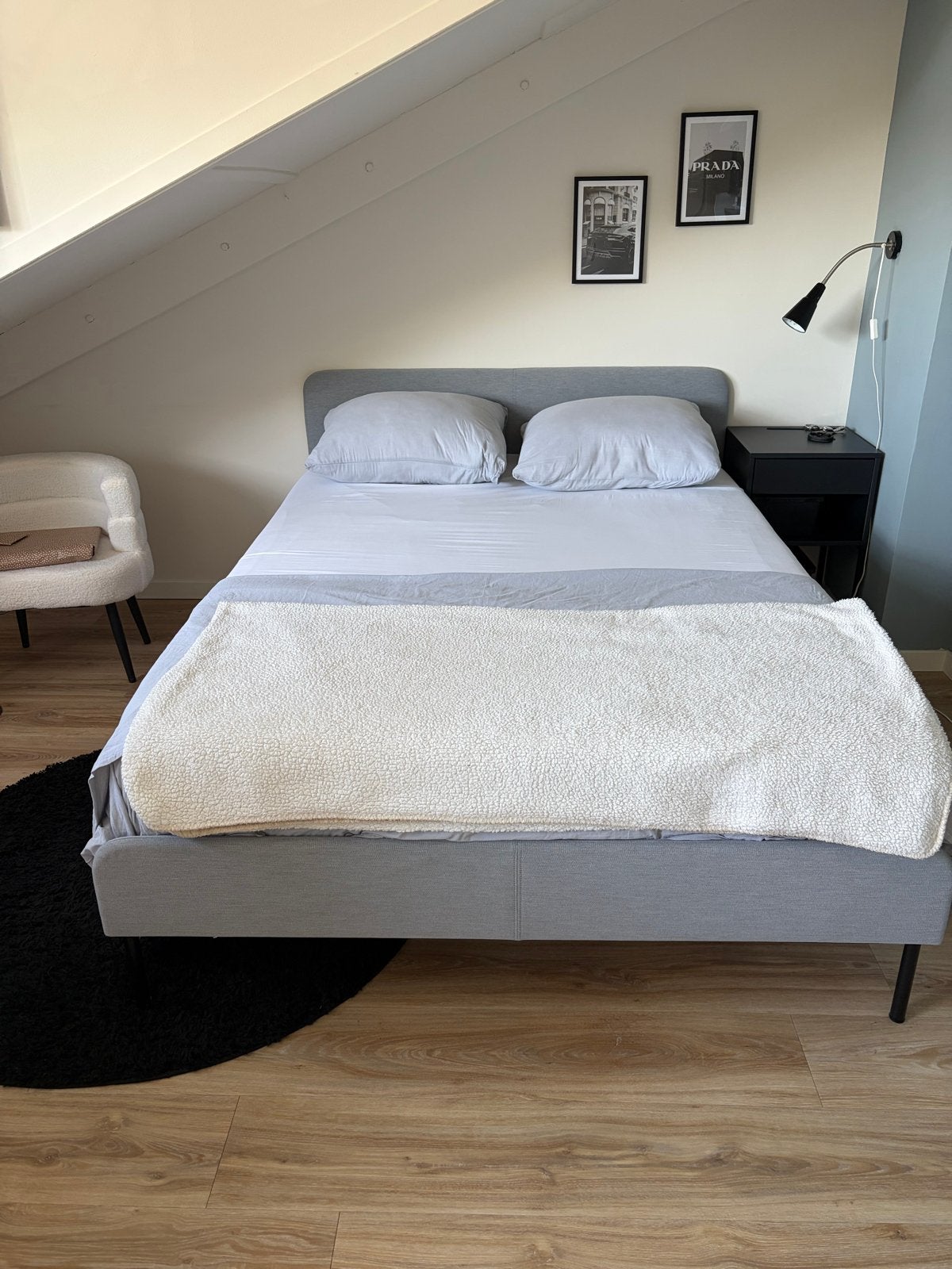 Emma bed 140x200 cm met matras en ikea bedframe, Ophalen, Gebruikt, 140 cm, Twijfelaar