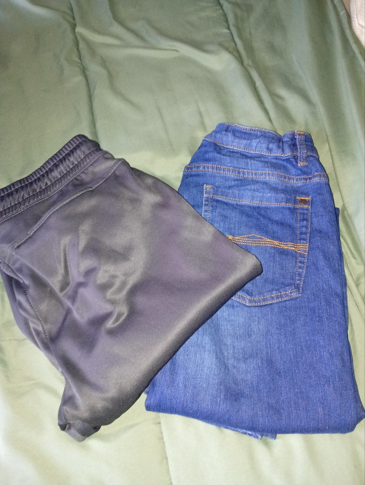 Jeans en joggingbroek - Maat W32/W33 en 170/176, Ophalen of Verzenden, Jongen, Broek