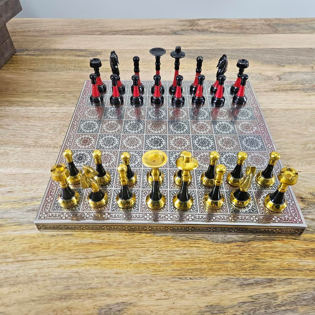 Metalen schaakbord met schaakstukken, Ophalen of Verzenden