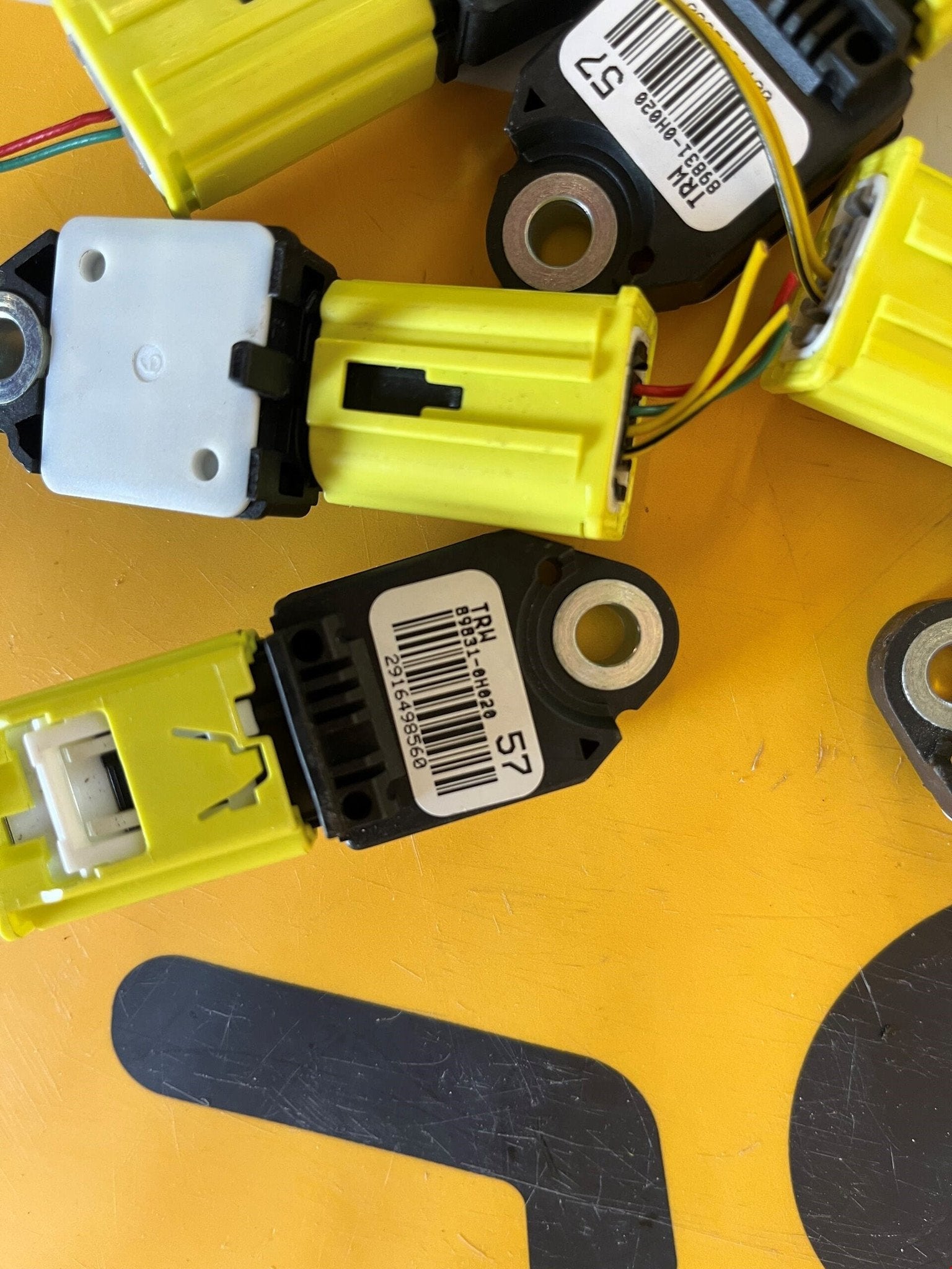 Airbag Sensor Toyota Aygo C1 Peugeot 108 2014-23 898310H020, Auto-onderdelen, Accu's en Toebehoren, Info@fabrikant.eu, Fabrikantstraat 1
1000 AA  Amsterdam, NL
