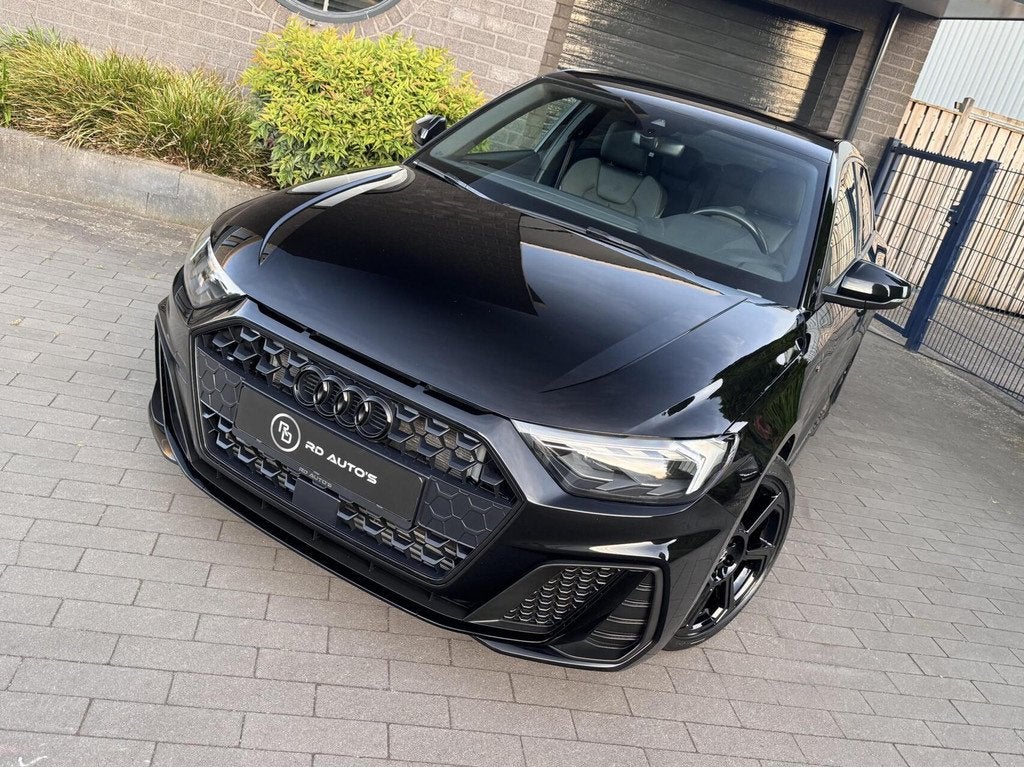 Audi A1 Sportback 40 TFSI S Line 1e Eigenaar B&O Sfeerverlic, 4 cilinders, 1984 cc, Zwart, Bedrijf
