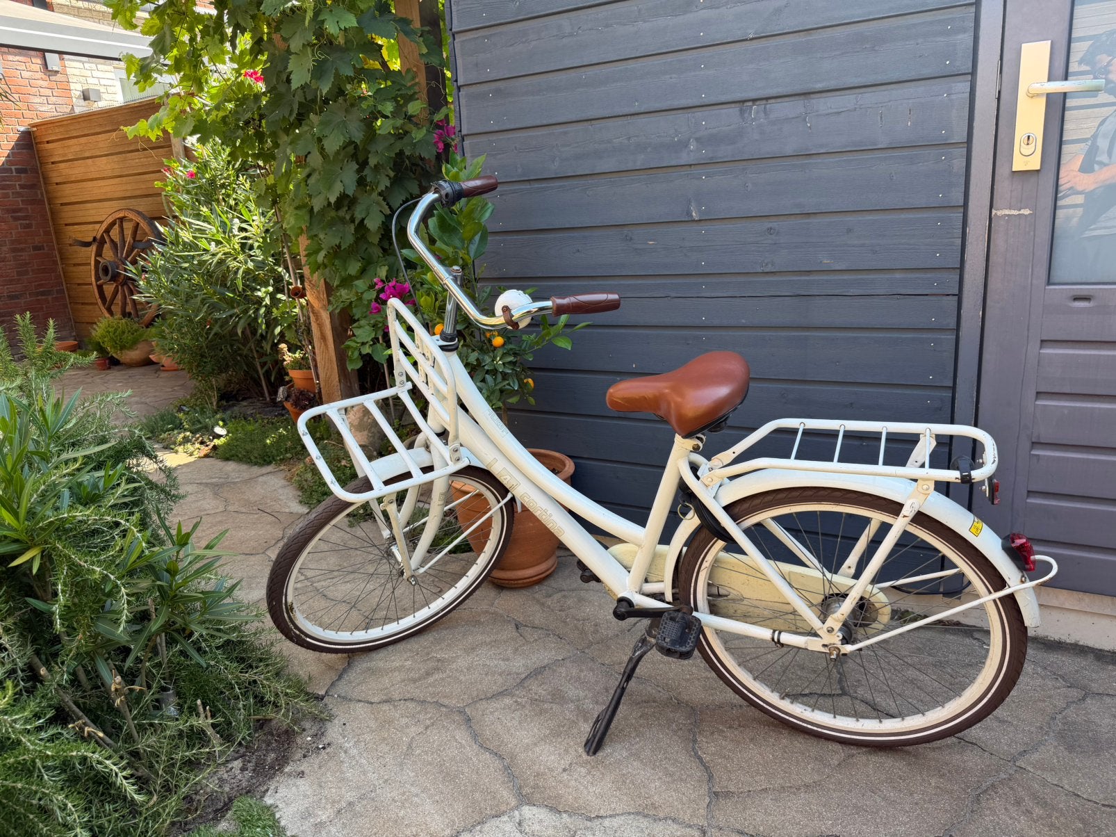 Meidenfiets Wit 24 inch cortina U4, Ophalen, Terugtraprem, Versnellingen, Gebruikt