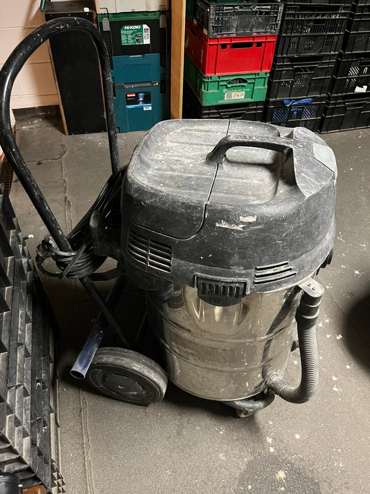 Kärcher stof/waterzuiger 75 liter, Ophalen, Zo goed als nieuw