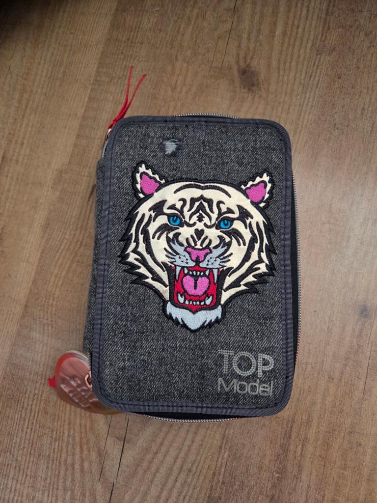 TOPModel etui met tijgerprint en spiegel, Ophalen of Verzenden, Gebruikt, Knutselen