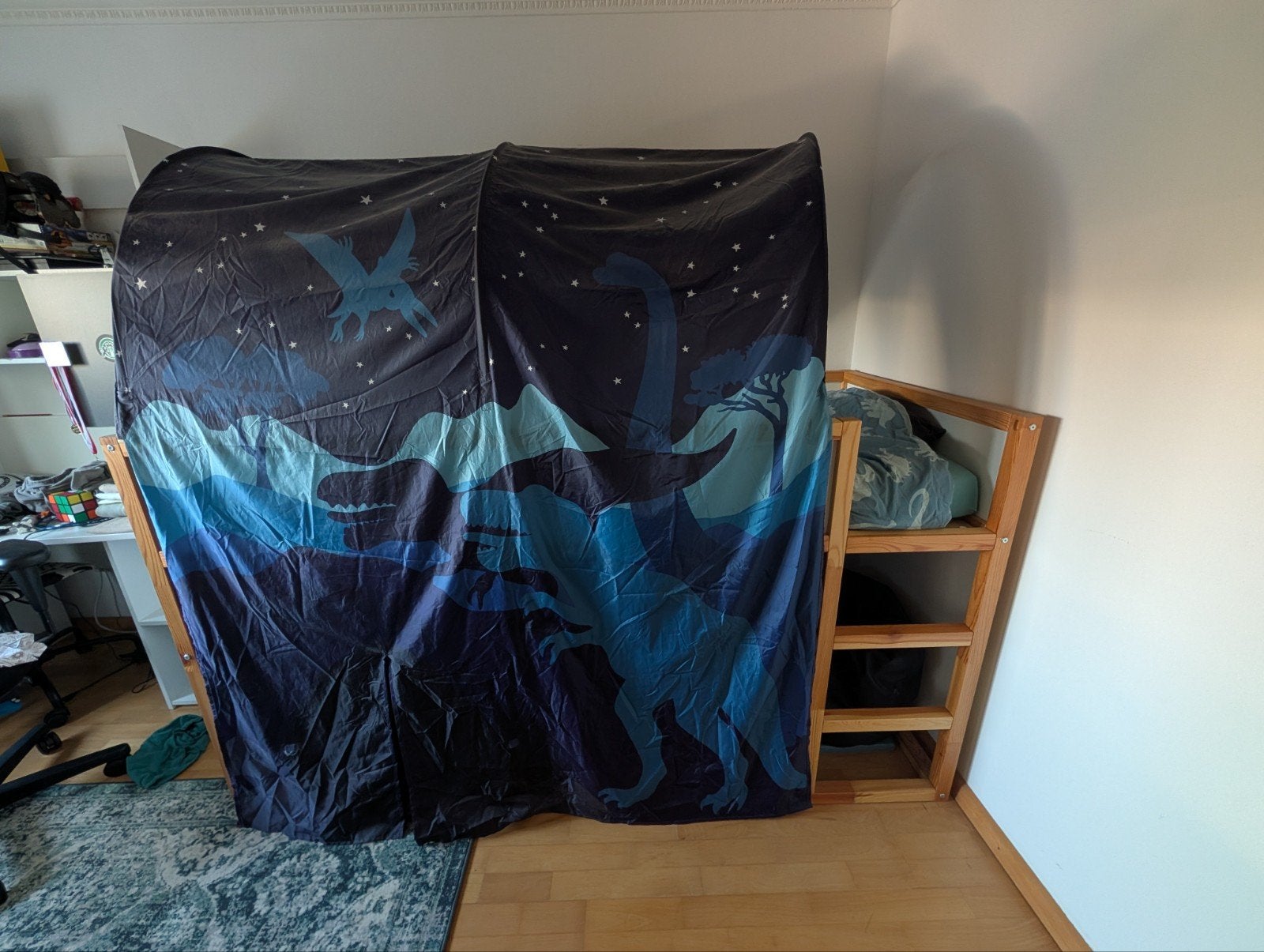 IKEA Kura omkeerbaar bed met dinosaurus bedtent, Ophalen, 90 cm, Eenpersoons, Minder dan 160 cm