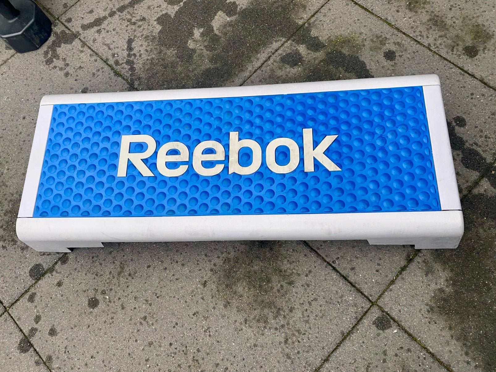 Foto 3 van Dumbells en fitness stepbankjes