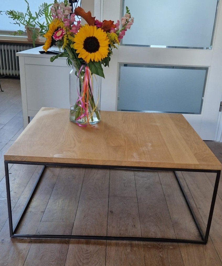 Moderne industriële salontafel van Montèl, Ophalen, 50 tot 100 cm, Vierkant, 50 tot 100 cm