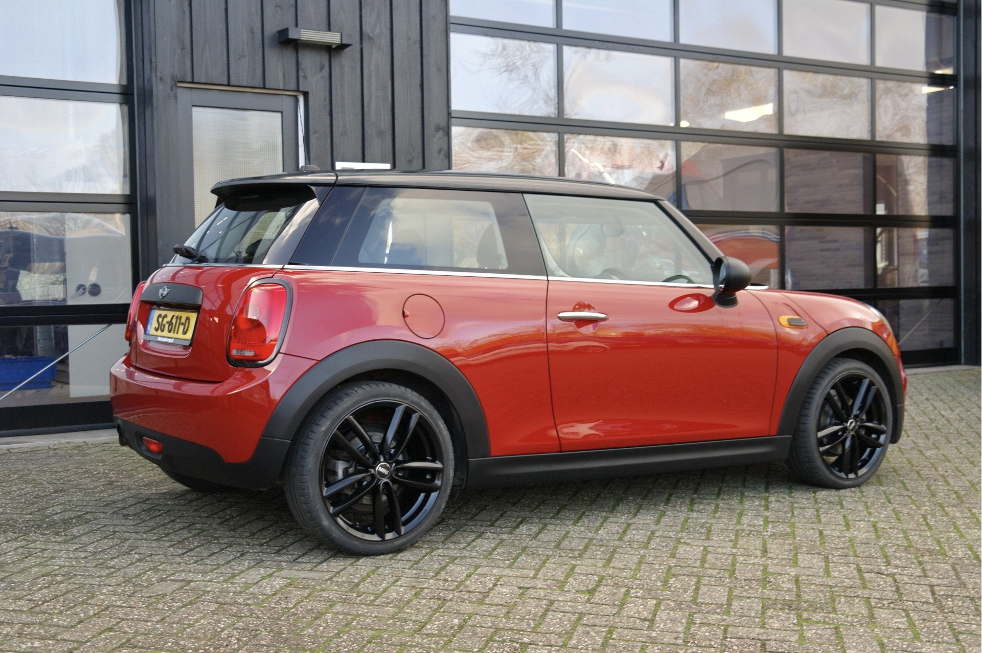 MINI 1.5 One | NL-Auto | 17'' | Airco (bj 2018), Auto's, Mini, Start-stop-systeem, Stof, Gebruikt, 4 stoelen