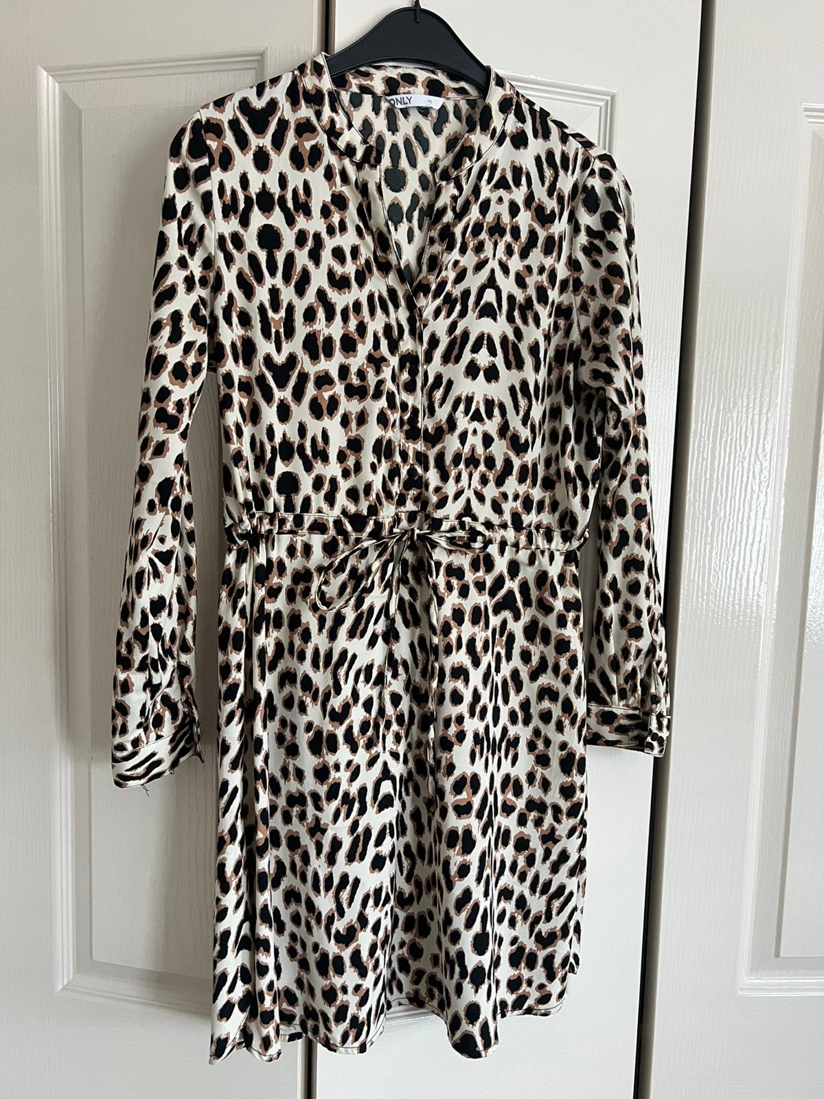 Jurk maat XS, Bruin, Ophalen of Verzenden, Zo goed als nieuw, Maat 34 (XS) of kleiner