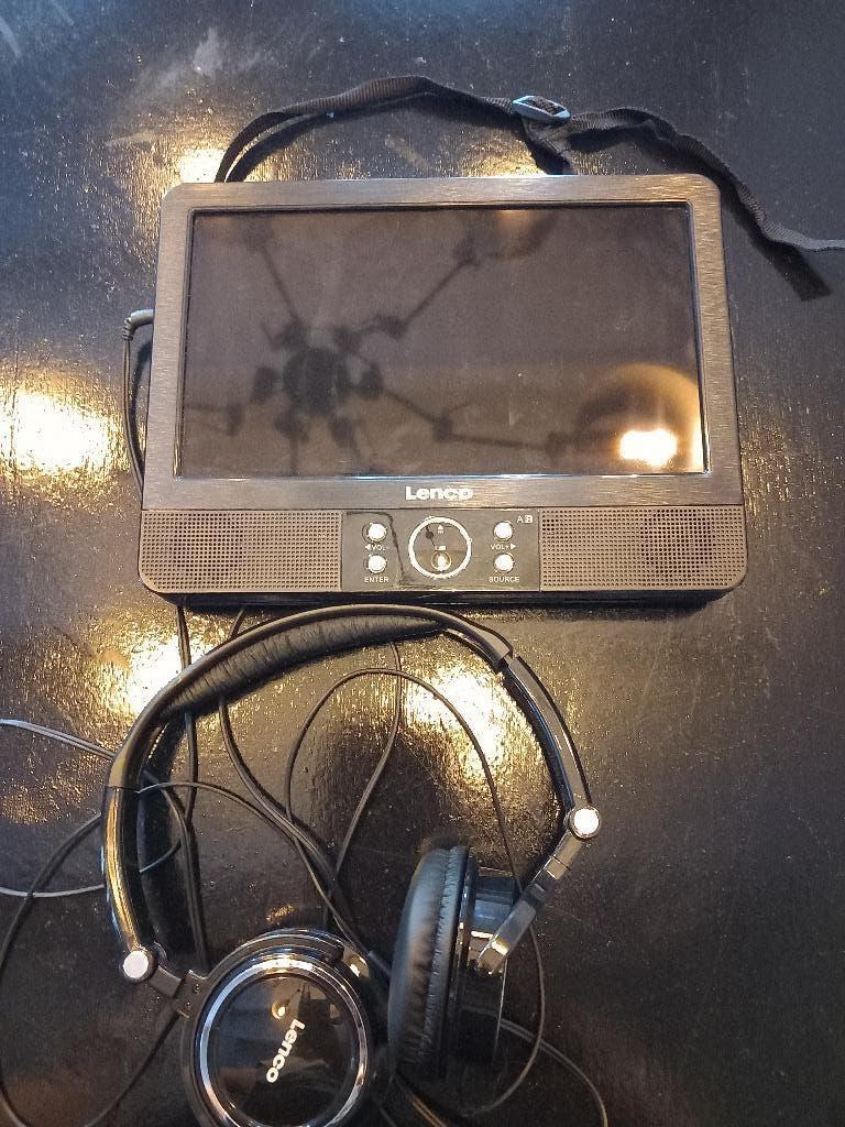 Set van TWEE dvd schermpjes auto incl. Tas dvd's, Audio, Tv en Foto, Dvd-spelers, Verzenden, Gebruikt, Overige merken