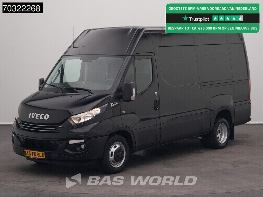 Iveco Daily 35C21 3.0L Automaat Dubbellucht L2H2 3,5t Trekha, Auto's, Stof, Gebruikt, Euro 6, 4 cilinders