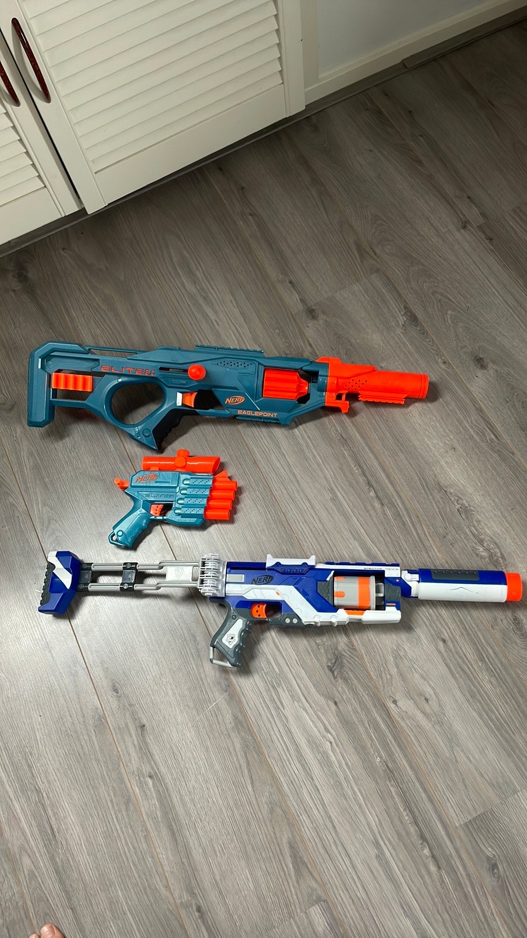 3 nerf pistolen om lekekr mee te spelen, Ophalen of Verzenden, Zo goed als nieuw