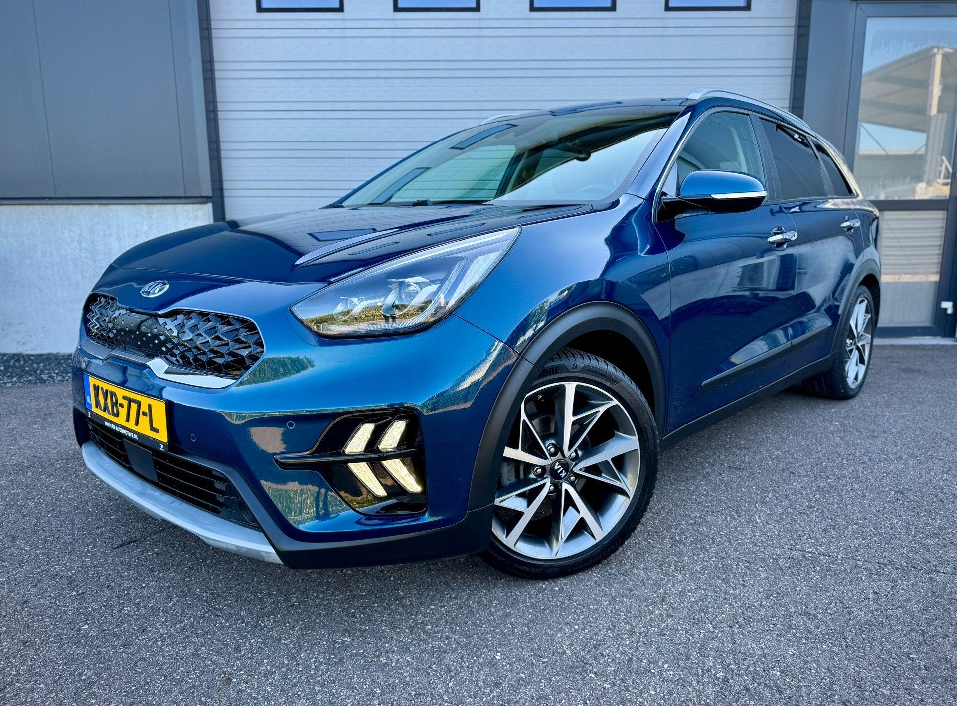 Kia NIRO 1.6 GDi Hybrid / Leder / Garantie / Carplay, Auto's, Gebruikt, Blauw, Leder, Bedrijf