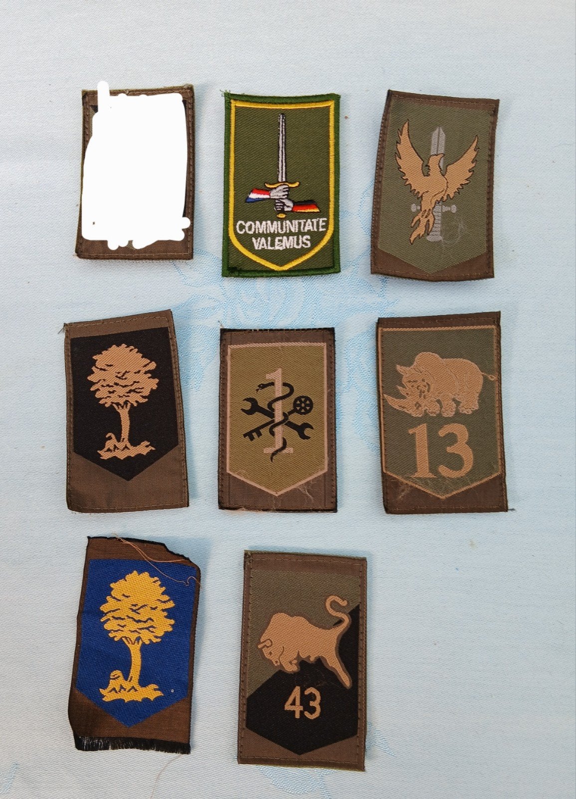 mouwemblemen,  € 4 per stuk, Ophalen of Verzenden, Landmacht, Nederland, Embleem of Badge
