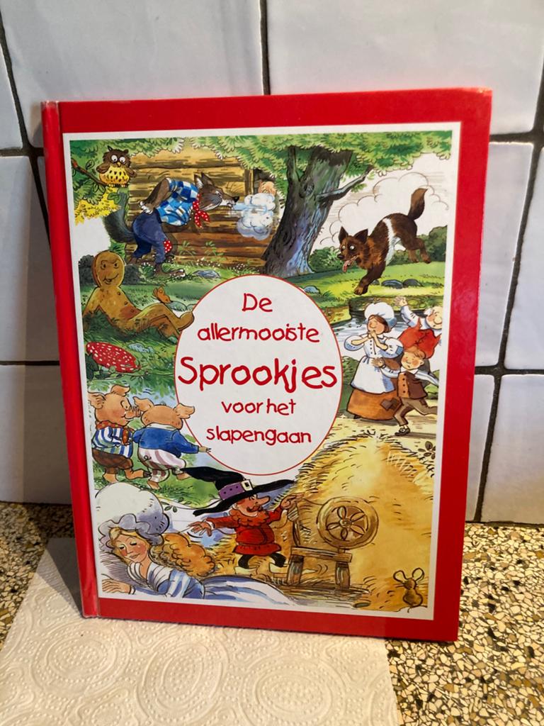 Leuk sprookjesboek, Boeken, Ophalen of Verzenden, Zo goed als nieuw