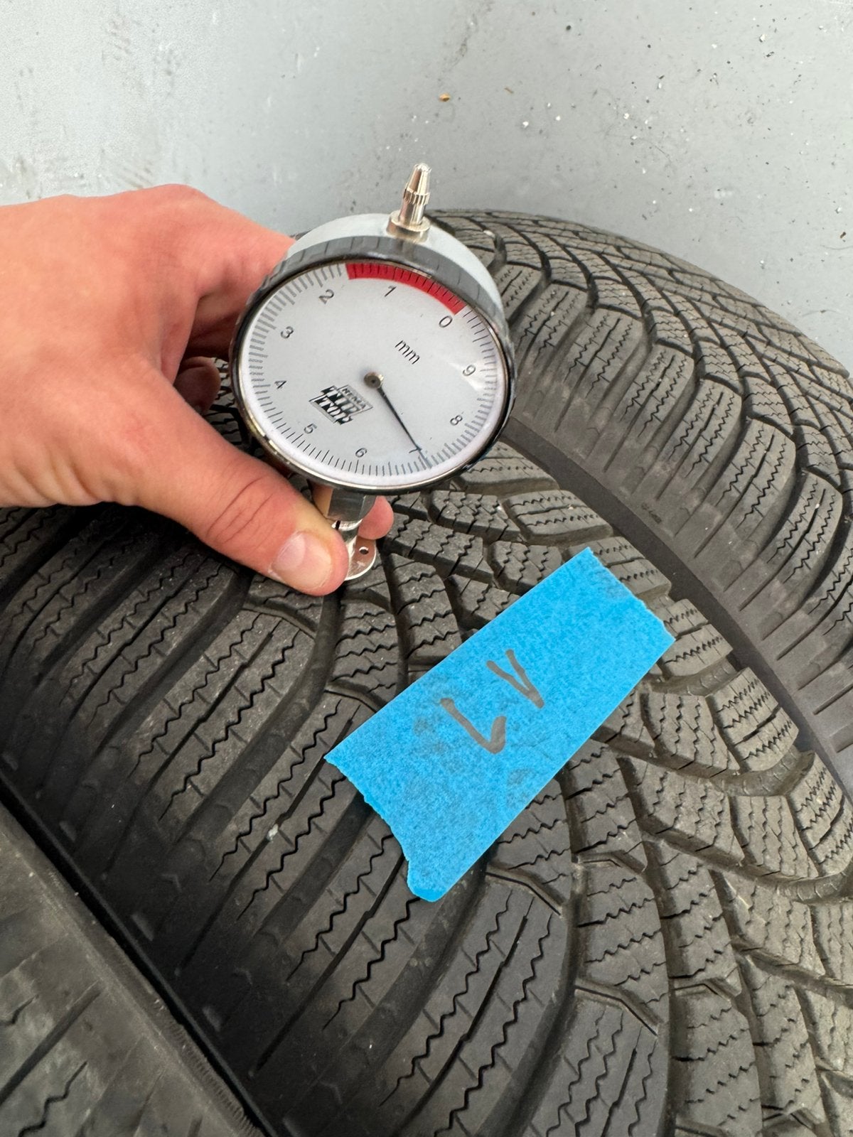 Winterset Volkswagen Tiguan 2022, Ophalen, 215 mm, Banden en Velgen, Nieuw