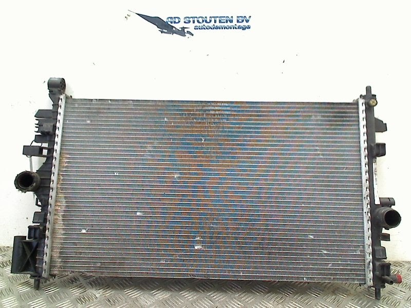 Radiateur Opel Insignia Sports Tourer (2009-01/2013-06), Gebruikt, Bahnhofsplatz, Rüsselsheim am Main 65423, , Duitsland, Opel