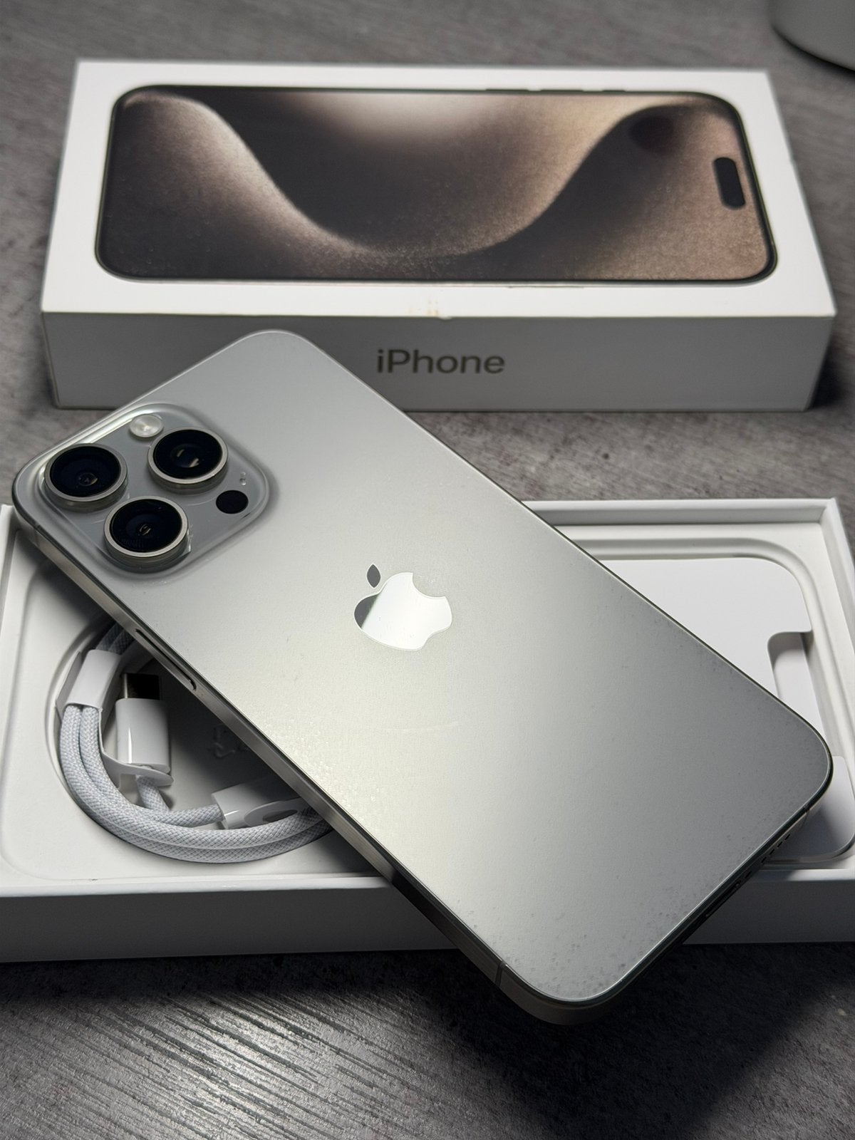  Apple iphone 15 Pro Max Natural Titanuim 256GB Zeer netjes, Telecommunicatie, Mobiele telefoons | Apple iPhone, 256 GB, Apple