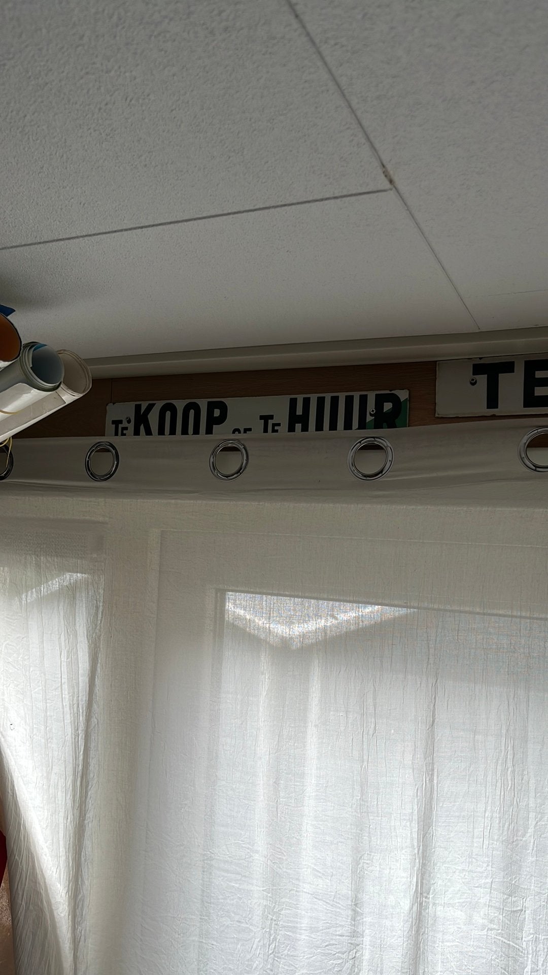 2 oude emaille bordjes “te huur & te koop of te huur, Ophalen of Verzenden, Zo goed als nieuw, Reclamebord