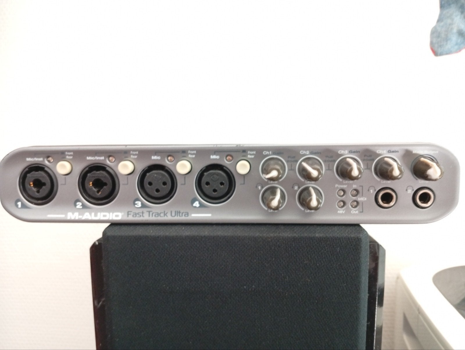M-audio Fast Track Ultra digitaal mengpaneel, Muziek en Instrumenten, Mengpanelen, Ophalen of Verzenden, Zo goed als nieuw, 20 kanalen of meer