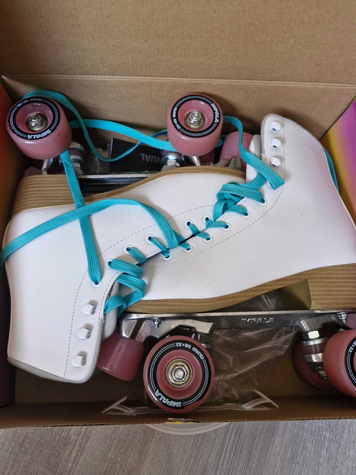 Impala Rollerskates wit - Maat 40 NIEUW, Ophalen of Verzenden, Nieuw, Overige typen