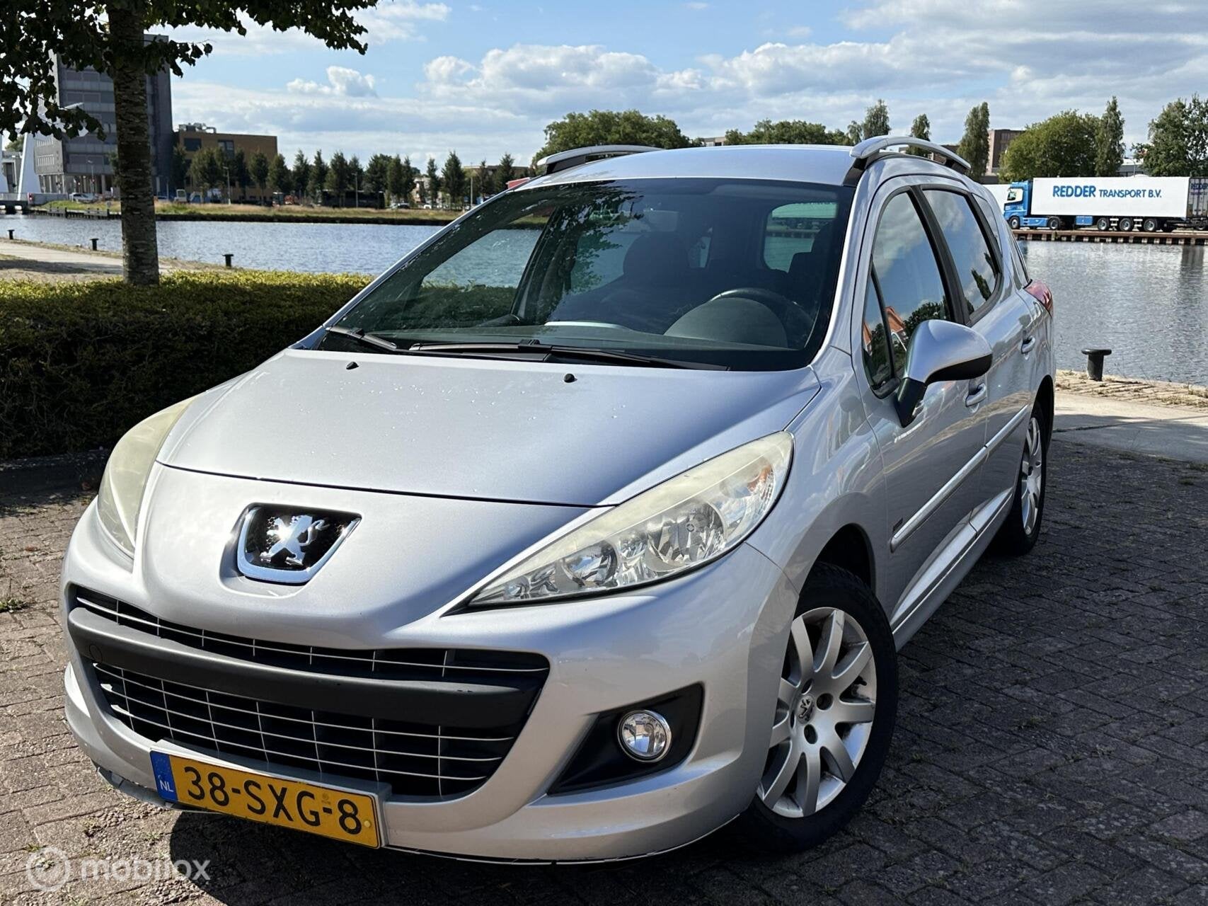 Peugeot 207 SW 1.6 VTi Allure | Airco | Cruise | Trekhaak, Voorwielaandrijving, Stof, Gebruikt, Zwart